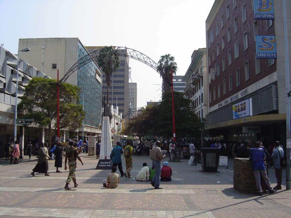 First Street, Harare, Zimbabwe | Image via Flickr | Gary Bembridge